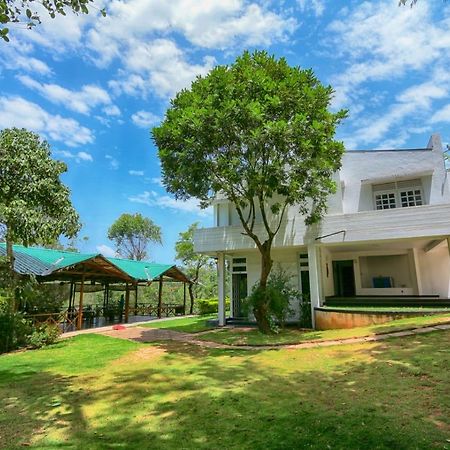 Homies Place - Bistro Bandarawela Dış mekan fotoğraf